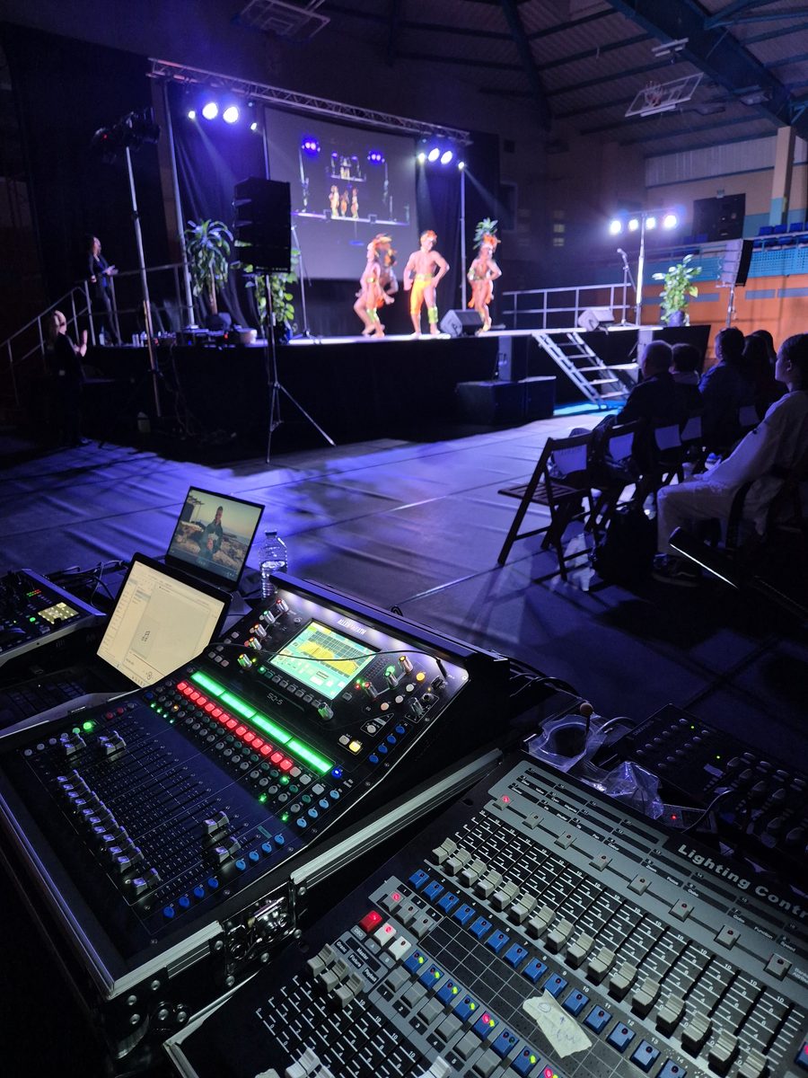 Espectacle amb so i llum